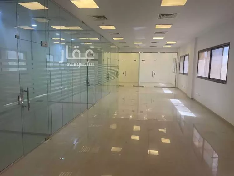 مكتب تجاري للإيجار في شارع إبراهيم طوقان ، حي السليمانية ، الرياض ، منطقة الرياض صورة 3