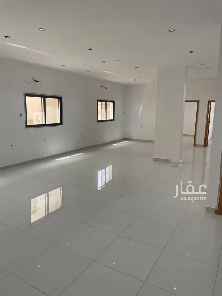 مكتب تجاري للإيجار في شارع التخصصي, حي المعذر الشمالي, مدينة الرياض, منطقة الرياض صورة 2