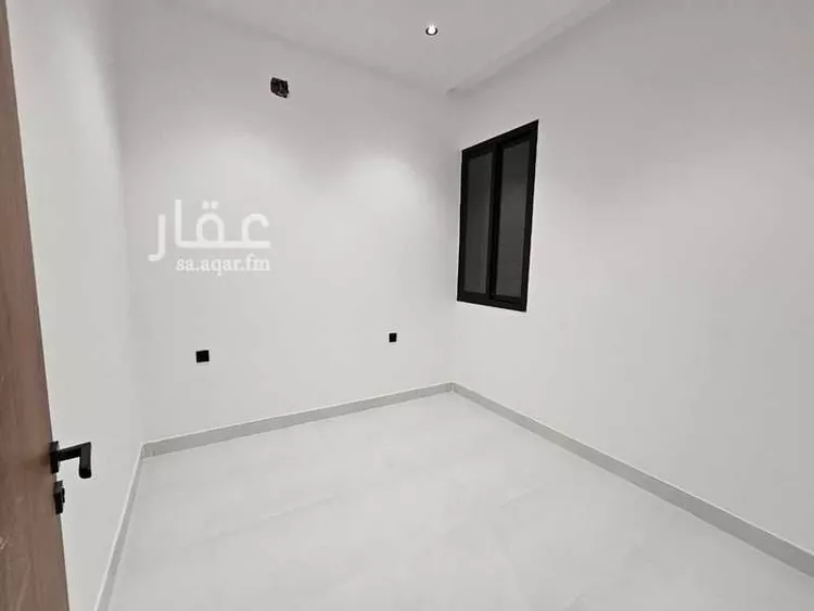 دور للبيع في شارع المعيزيلة, حي المعيزيلة, مدينة الرياض, منطقة الرياض 10