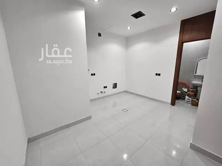 دور للبيع في شارع المعيزيلة, حي المعيزيلة, مدينة الرياض, منطقة الرياض 9