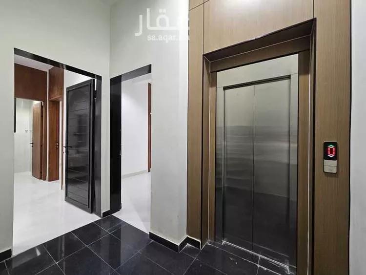 دور للبيع في شارع المعيزيلة, حي المعيزيلة, مدينة الرياض, منطقة الرياض صورة 2
