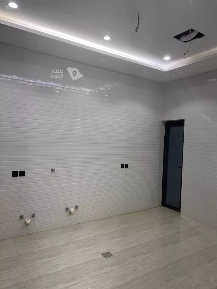 دور للبيع في شارع محيطه, حي الرياض, مدينة جدة, منطقة مكة المكرمة 7