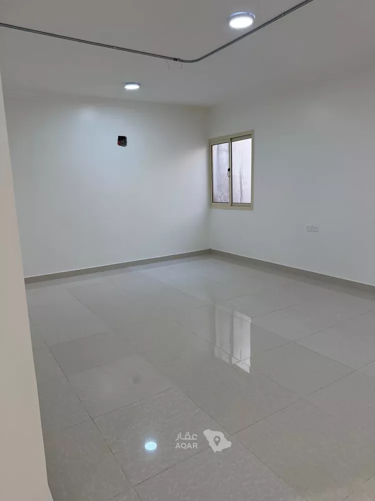Commercial Office for Rent in Riyadh Dhahrat Laban