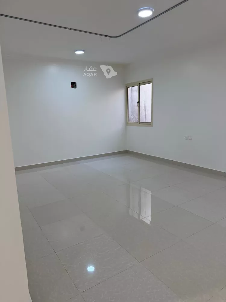Commercial Office for Rent in Riyadh Dhahrat Laban