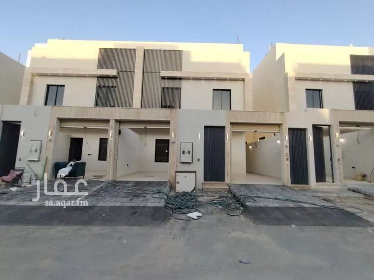 فيلا للبيع في شارع العجلان , حي عكاظ, مدينة الرياض, منطقة الرياض صورة 3