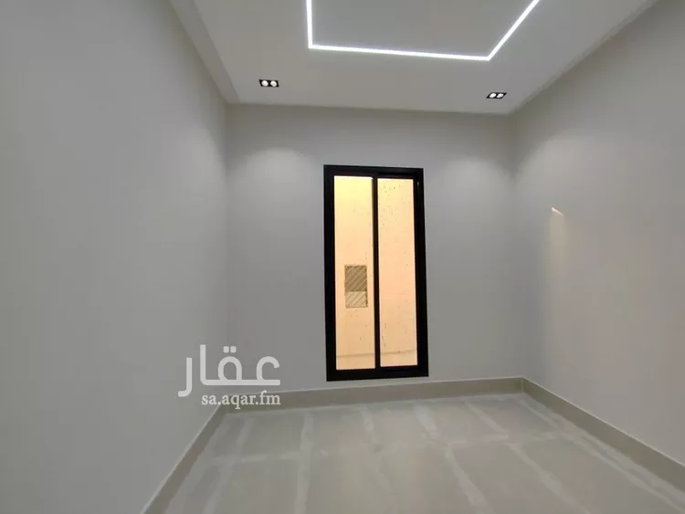 فيلا للبيع في شارع عبدالله بن الزبير, حي العريجاء الغربي, مدينة الرياض, منطقة الرياض صورة 4