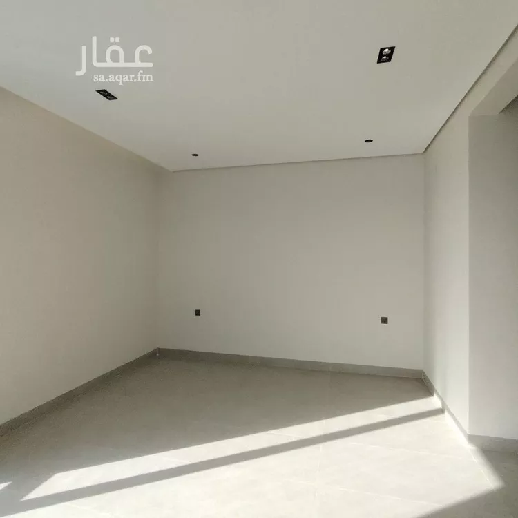 فيلا للبيع في شارع الإمام مسلم, حي بدر, مدينة الرياض, منطقة الرياض صورة 3