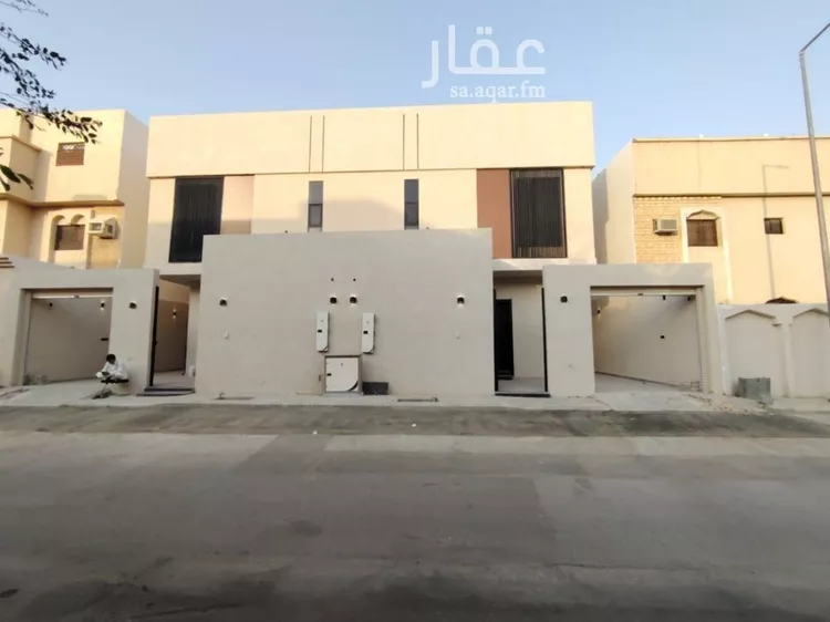 فيلا للبيع في شارع حسين الحبشي, حي العريجاء الغربي, مدينة الرياض, منطقة الرياض