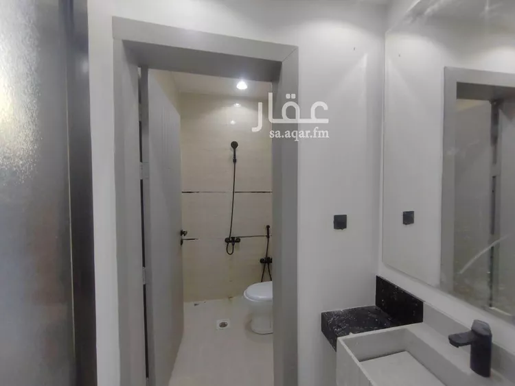 فيلا للبيع في شارع الأمير سعود بن محمد بن مقرن, حي طيبة, مدينة الرياض, منطقة الرياض 10