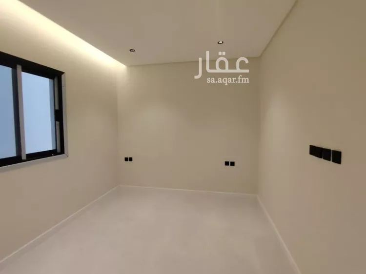 فيلا للبيع في شارع حسين الحبشي, حي العريجاء الغربي, مدينة الرياض, منطقة الرياض صورة 4