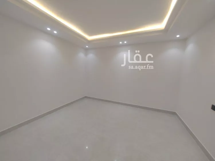 فيلا للبيع في شارع الأمير سعود بن محمد بن مقرن, حي طيبة, مدينة الرياض, منطقة الرياض صورة 5