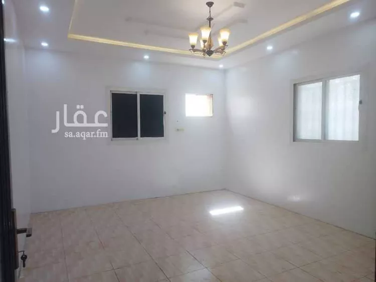 شقة للإيجار في شارع أبو زهير بن أسيد ، حي الحمراء ، تبوك ، منطقة تبوك صورة 3