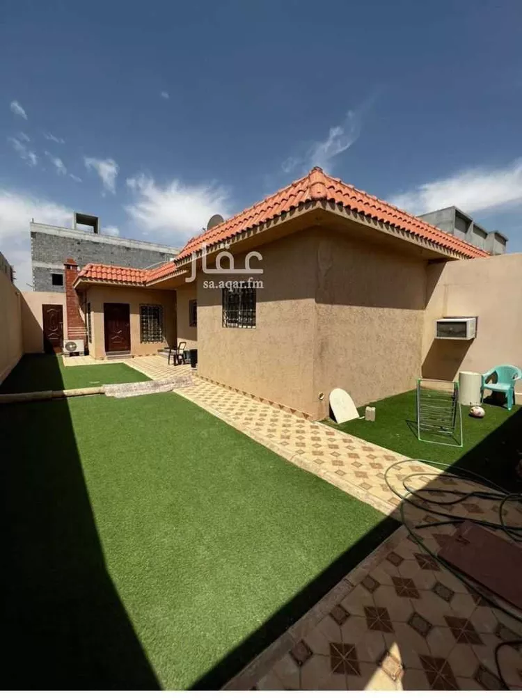 استراحة للبيع في شارع المثناه ، حي المعيزلة ، الرياض ، منطقة الرياض صورة 2