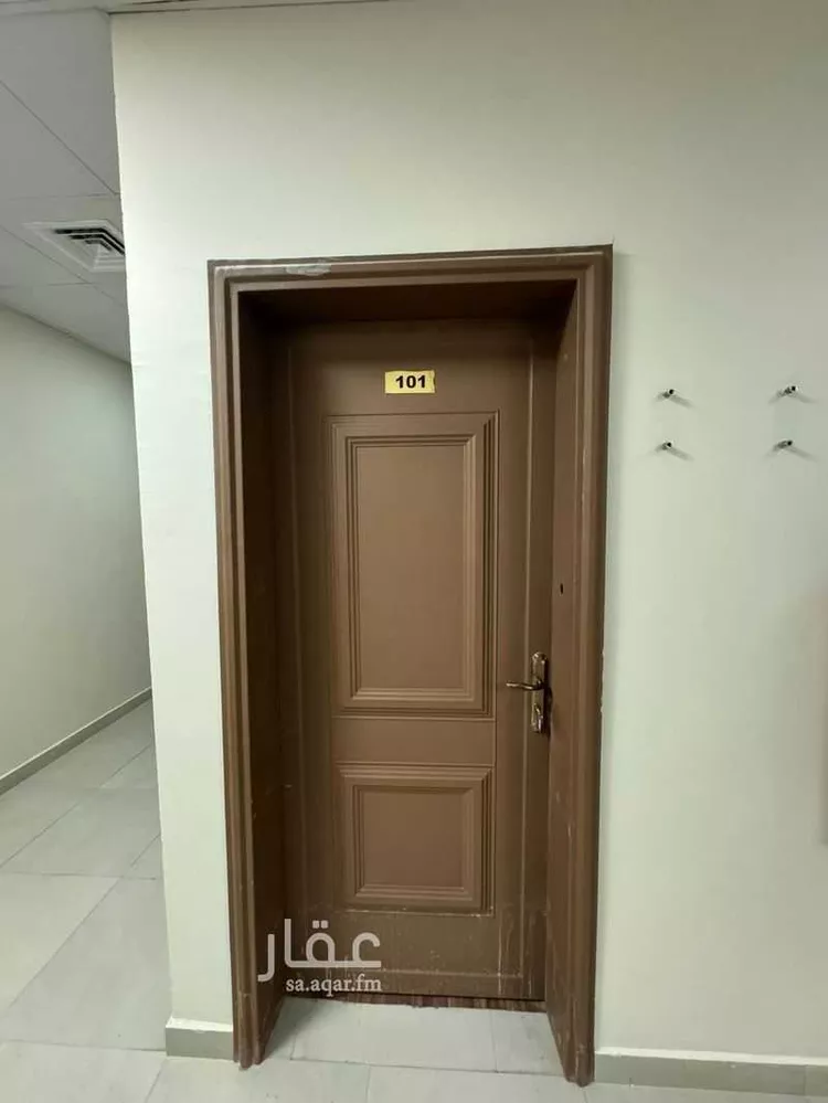 مكتب تجاري للإيجار في شارع خالد بن الوليد, حي الراكة الجنوبية, مدينة الخبر, المنطقة الشرقية صورة 5
