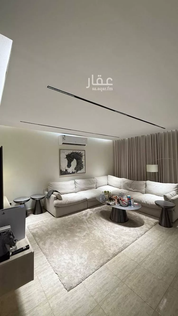 فيلا للبيع في شارع أبي الغنائم الكتان, حي مطار الملك خالد الدولي, مدينة الرياض, منطقة الرياض صورة 2