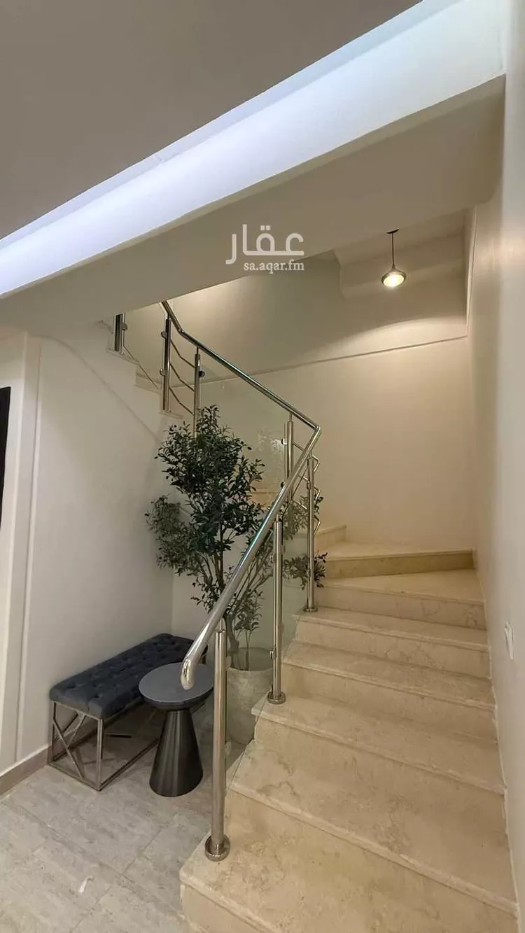 فيلا للبيع في شارع أبي الغنائم الكتان, حي مطار الملك خالد الدولي, مدينة الرياض, منطقة الرياض
