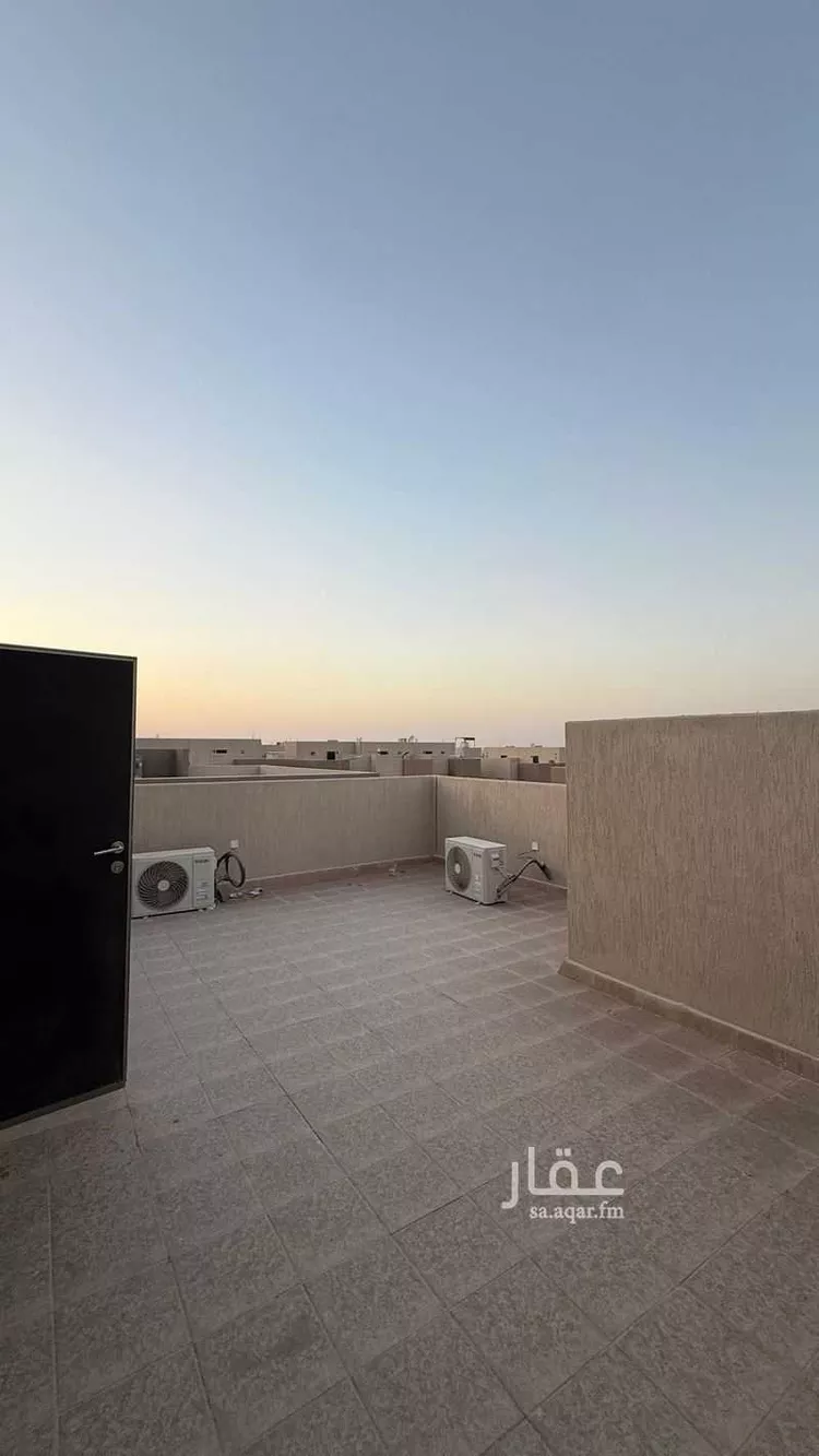 فيلا للبيع في شارع أبي الغنائم الكتان, حي مطار الملك خالد الدولي, مدينة الرياض, منطقة الرياض صورة 5