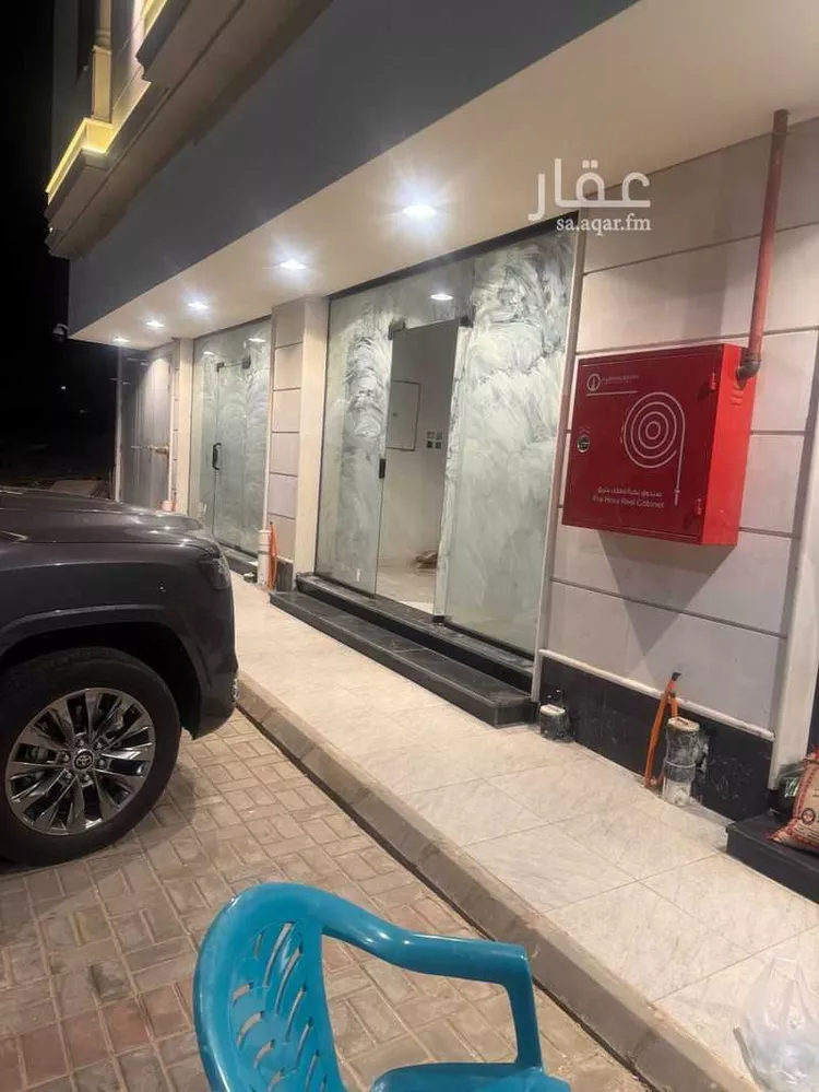 محل للإيجار في شارع عبدالرحمن ابن اربد الاسدي ، المدينة المنورة ، منطقة المدينة المنورة
