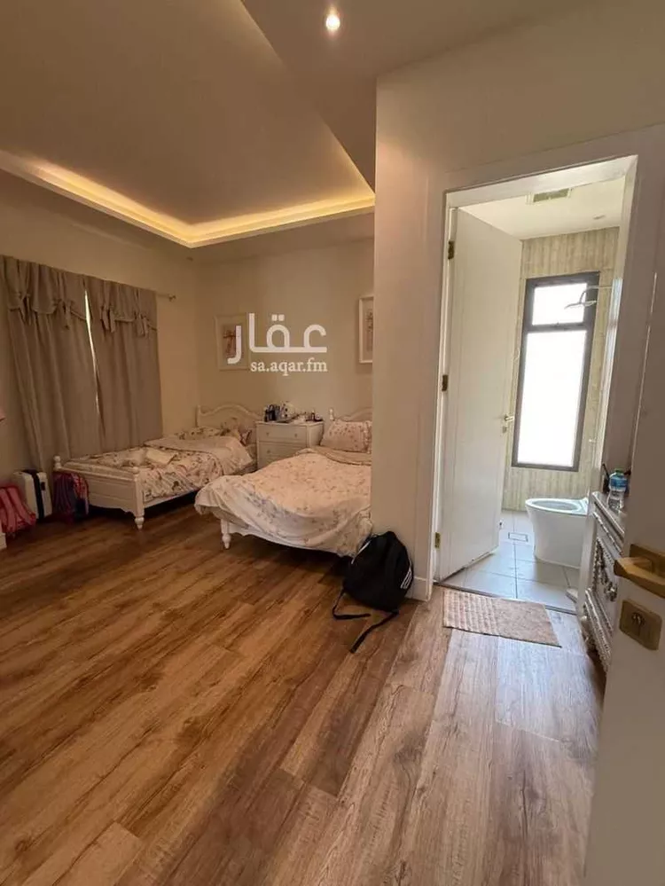فيلا للبيع في شارع عبدالعزيز الرفاعي, حي العارض, مدينة الرياض, منطقة الرياض صورة 2