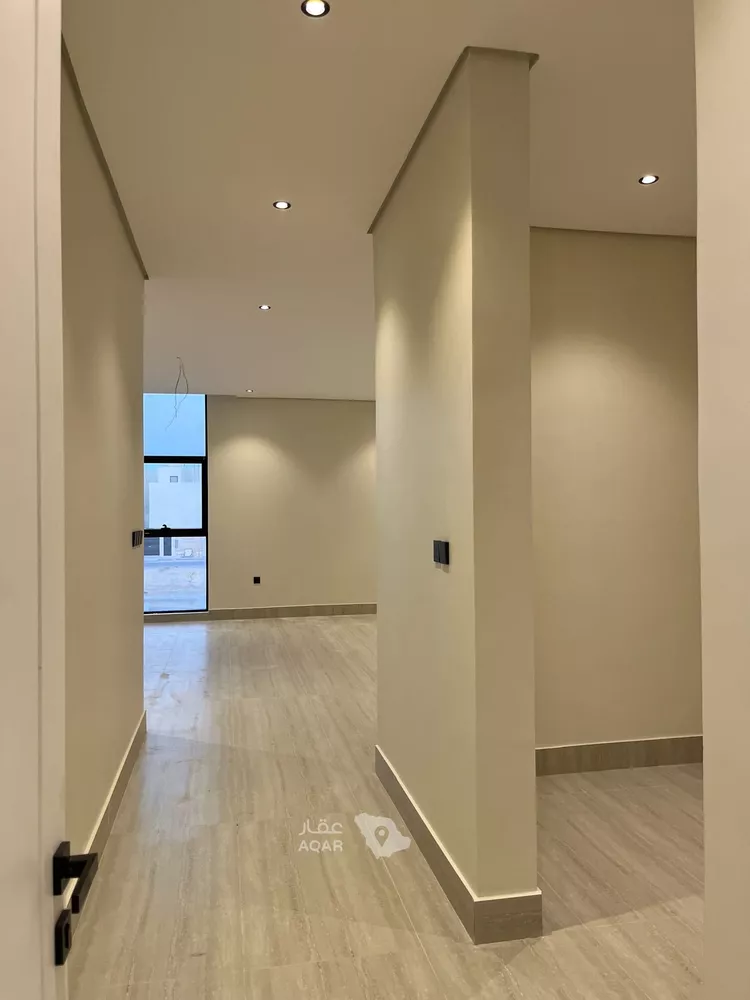Villa for Sale in Al Khobar Al Amwaj 24