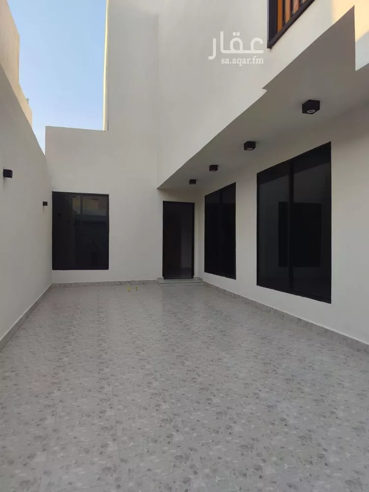 Villa for Sale in Al Khobar Al Amwaj صورة 2