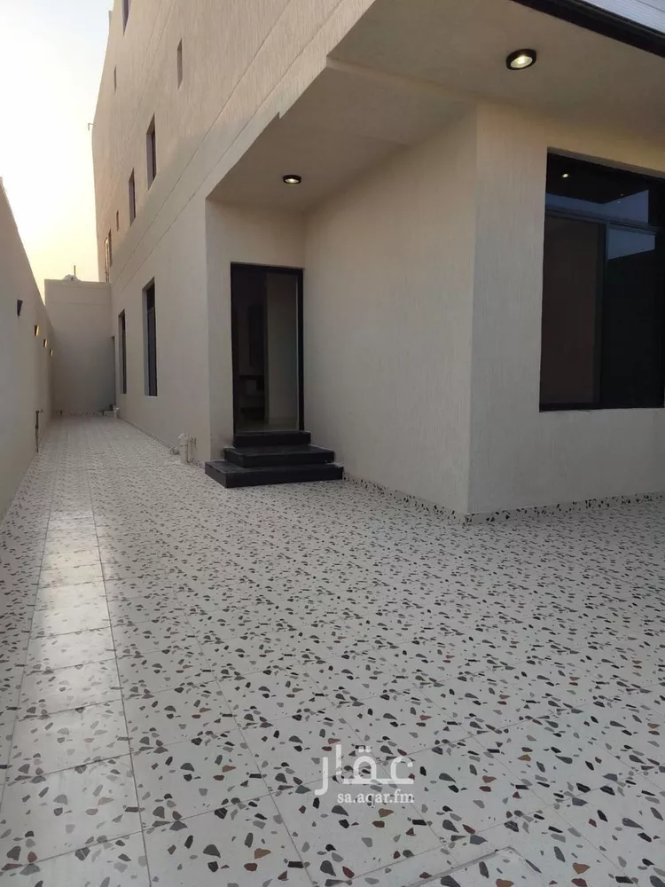 فيلا للبيع في شارع الصحابة, حي العقيق, مدينة الخبر, المنطقة الشرقية صورة 3