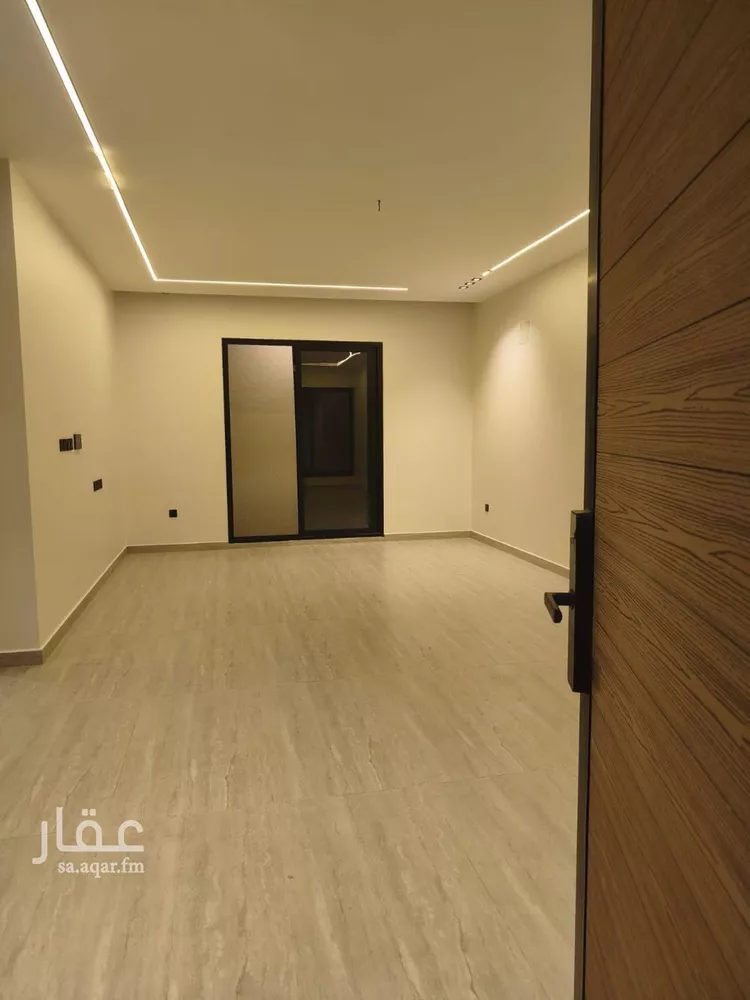 فيلا للبيع في شارع عبدالرحمن ابن كعب الانصاري, حي الأمواج, مدينة الخبر, المنطقة الشرقية صورة 2