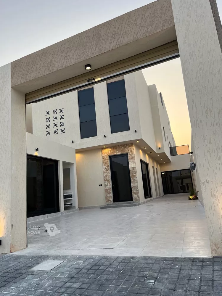 Villa for Sale in Al Khobar Al Amwaj 2