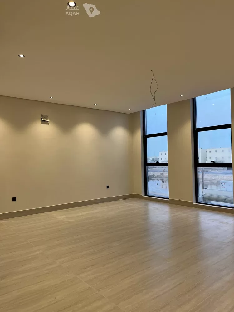 Villa for Sale in Al Khobar Al Amwaj 21