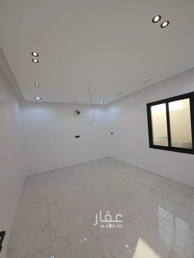 فيلا للبيع في شارع الأمان, حي ضاحية الملك فهد, مدينة الدمام, المنطقة الشرقية صورة 2