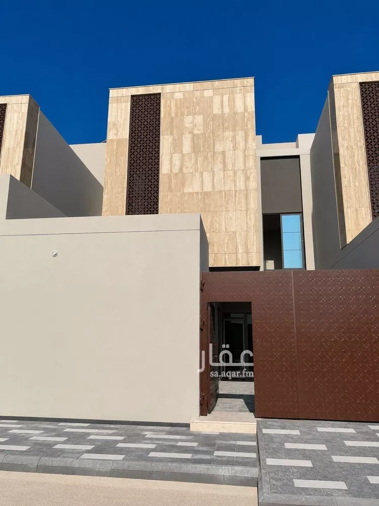 Villa for Sale in Al Khobar Al Amwaj