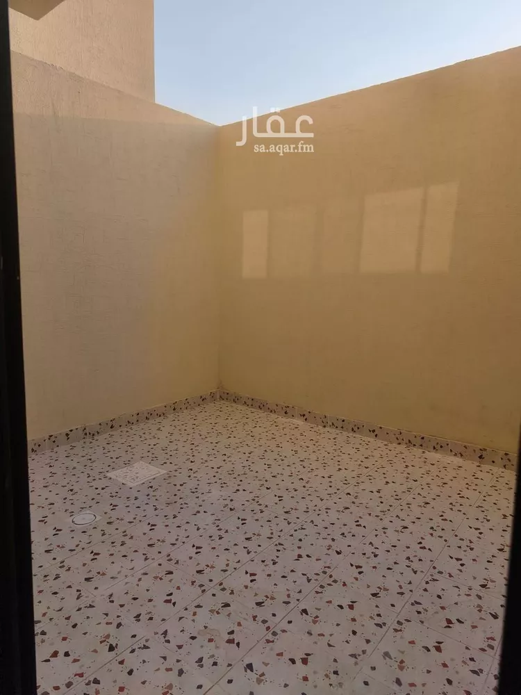 فيلا للبيع في شارع القبه, حي الأمواج, مدينة الخبر, المنطقة الشرقية 12