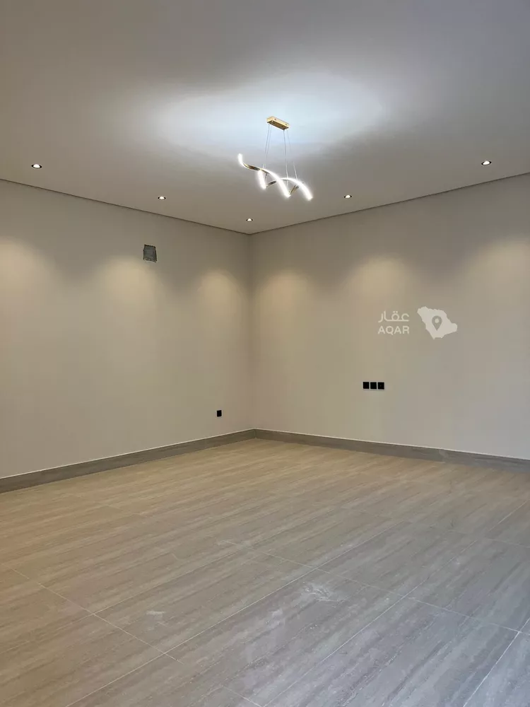 Villa for Sale in Al Khobar Al Amwaj 7