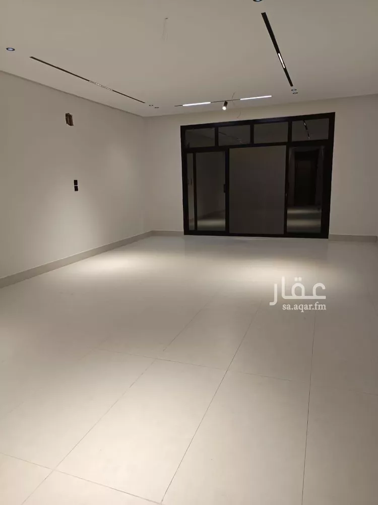 فيلا للبيع في شارع عبدالرحمن ابن كعب الانصاري, حي اللؤلؤ, مدينة الخبر, المنطقة الشرقية صورة 4