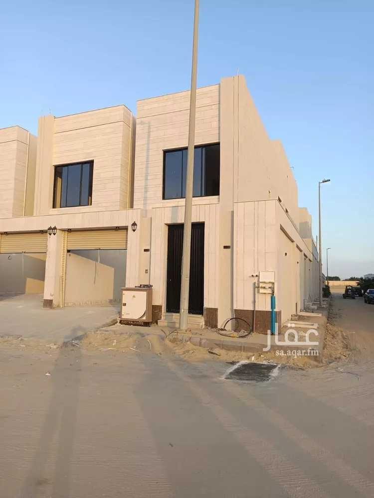 فيلا للبيع في شارع البر, حي الأمواج, مدينة الخبر, المنطقة الشرقية