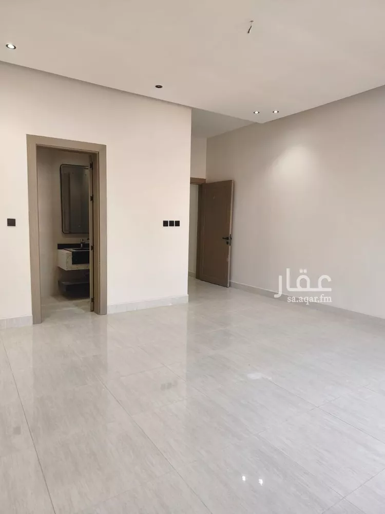 فيلا للبيع في شارع الصحابة, حي العقيق, مدينة الخبر, المنطقة الشرقية 18