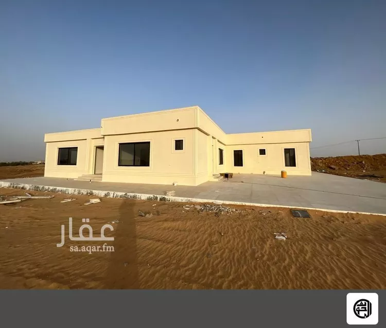 أرض للبيع في شارع جنوبي, حي الحزم, مدينة سكاكا, منطقة الجوف صورة 2