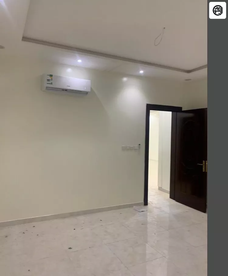 فيلا للبيع في شارع الجموح, حي الدار البيضاء, مدينة الرياض, منطقة الرياض 8