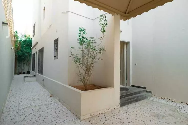 فيلا للبيع في شارع جبل ازيد, حي النرجس, مدينة الرياض, منطقة الرياض