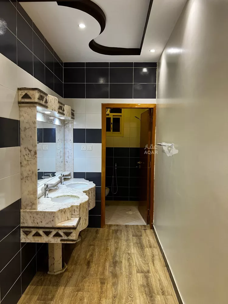 Apartment for Rent in Khamis Mushait Al Moosa Subdivision 12