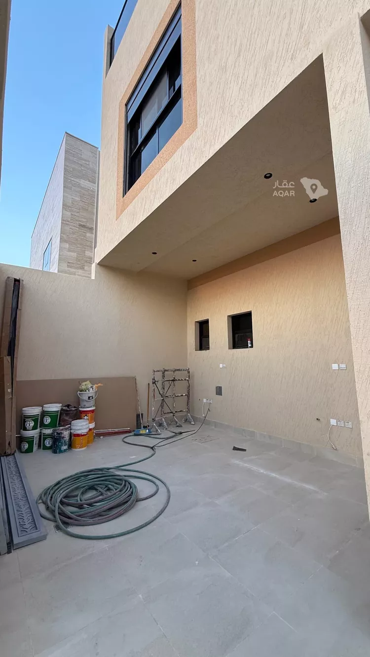 Floor for Sale in Riyadh An Narjis 8