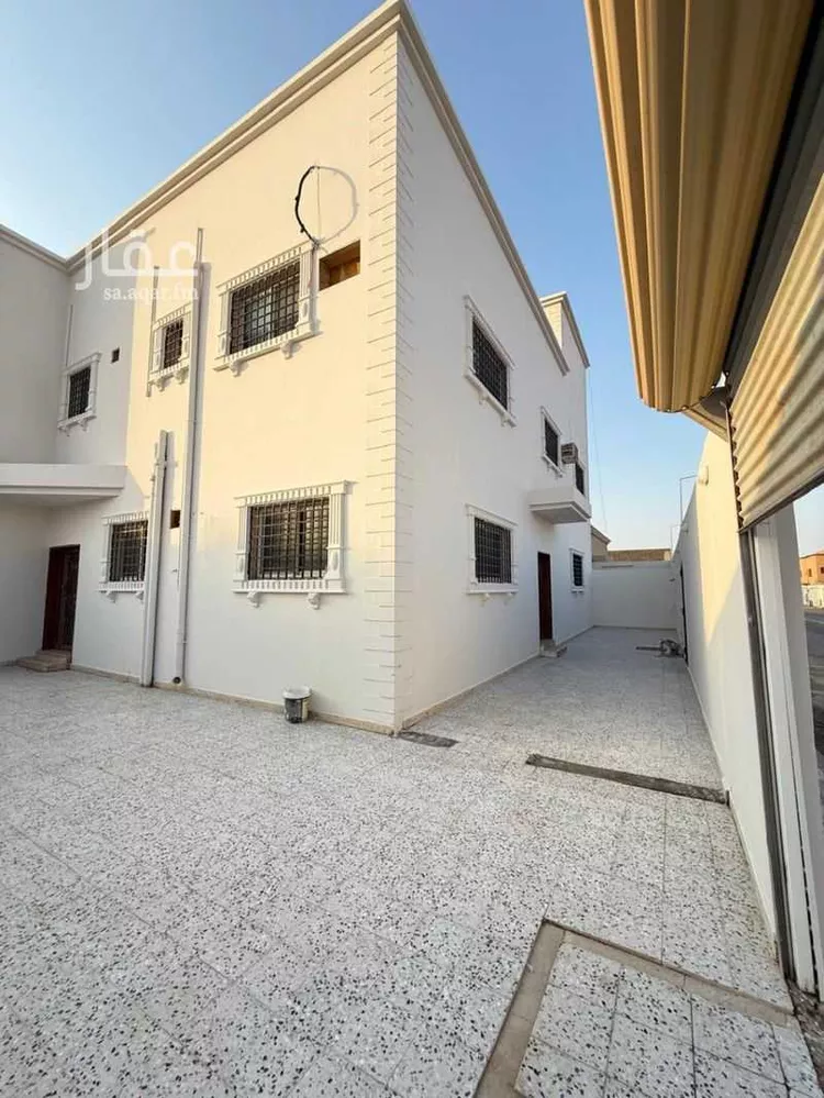 Villa for Sale in Al Duwadimi King Fahd