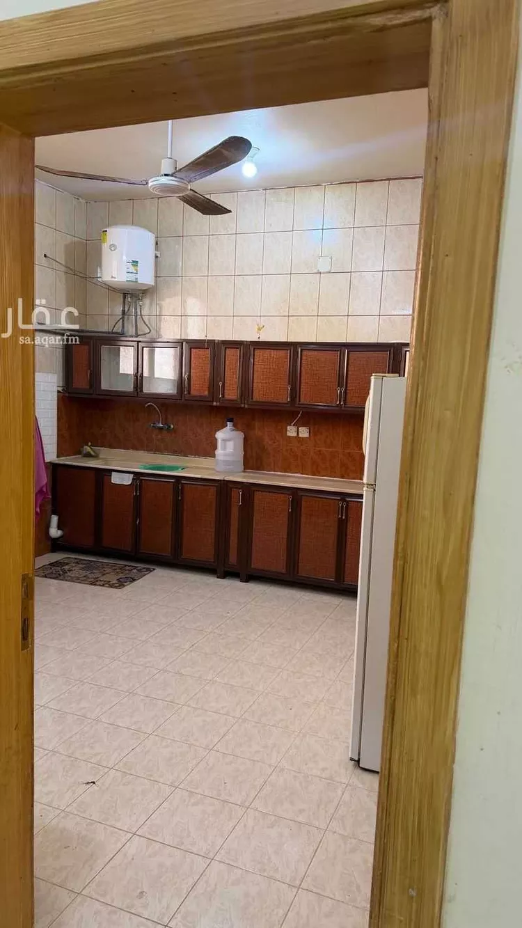 فيلا للإيجار في شارع أبي بكر الباقلاني, حي نقرة قفار, مدينة حائل, منطقة حائل صورة 2