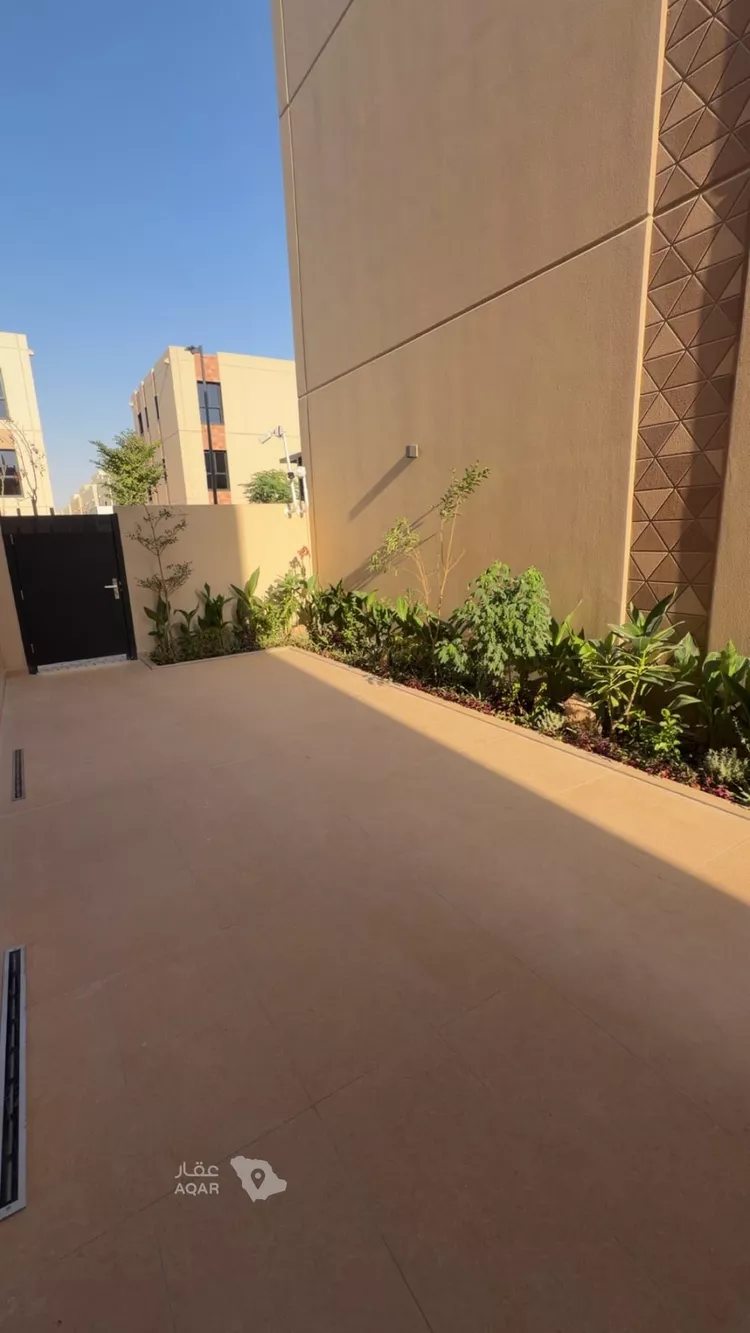 فيلا للإيجار في شارع رقم 2087, حي سدرة, مدينة الرياض, منطقة الرياض 13