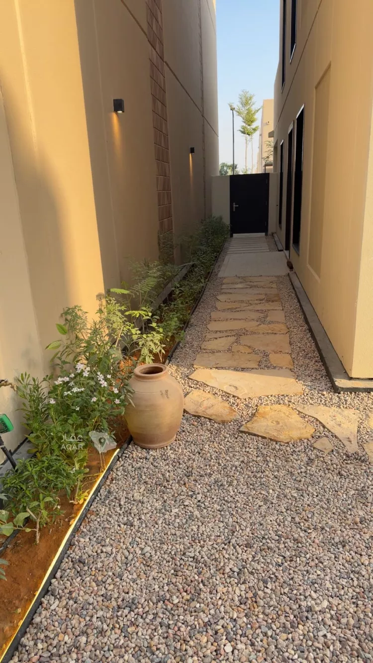 فيلا للإيجار في شارع رقم 2026, حي سدرة, مدينة الرياض, منطقة الرياض صورة 4