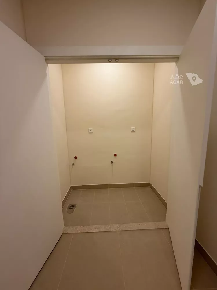 فيلا للإيجار في شارع رقم 2026, حي سدرة, مدينة الرياض, منطقة الرياض 20