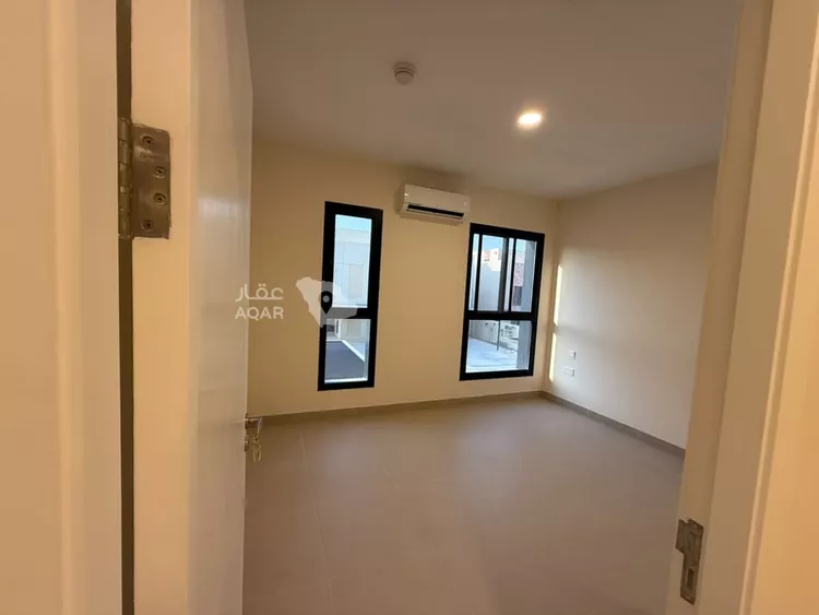 فيلا للإيجار في شارع رقم 2072, حي سدرة, مدينة الرياض, منطقة الرياض صورة 2