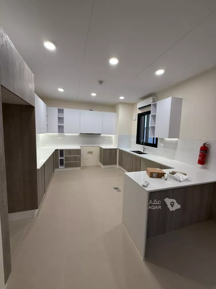 فيلا للإيجار في شارع رقم 2072, حي سدرة, مدينة الرياض, منطقة الرياض 8