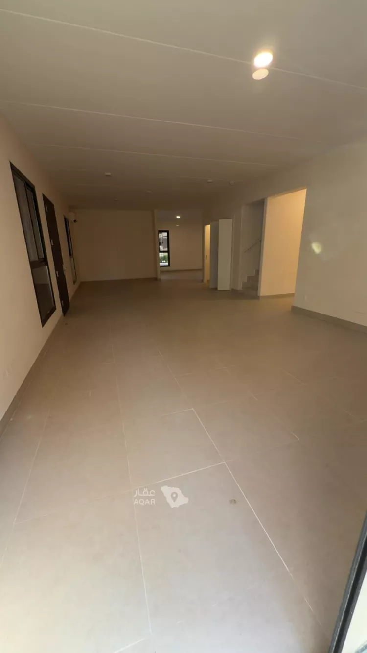 فيلا للإيجار في شارع رقم 2026, حي سدرة, مدينة الرياض, منطقة الرياض 6