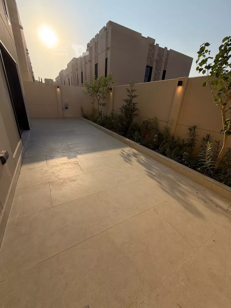 Villa for Rent in Riyadh Al Munsiyah 5